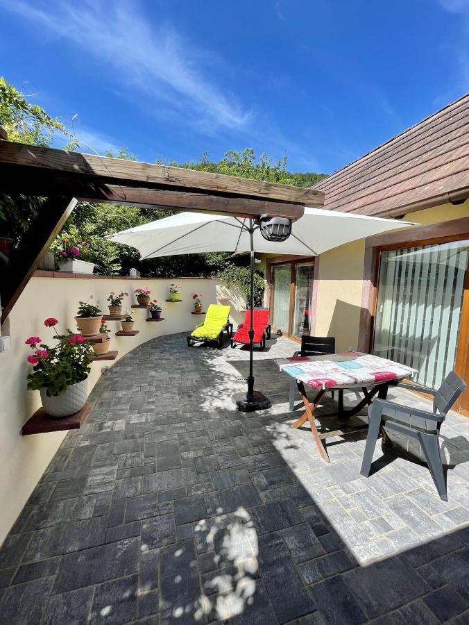 Lo'Gite L'Allee Du Val Lalaye Exteriér fotografie