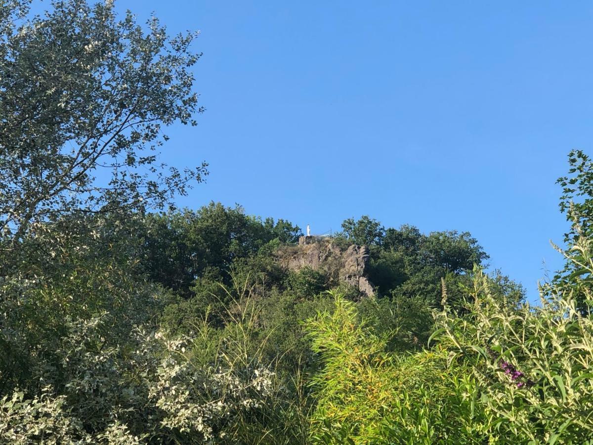 Lo'Gite L'Allee Du Val Lalaye Exteriér fotografie